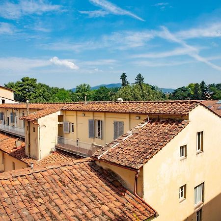 Tranquil Suite Near David Florenz Exterior foto